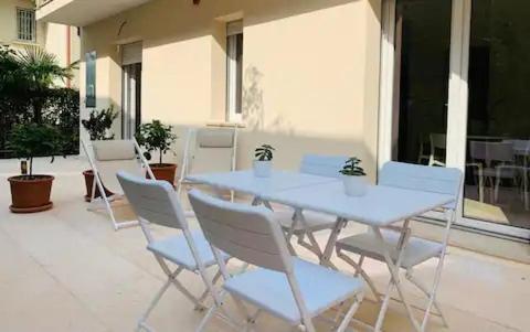 Suite Claudia Sirmione Exterior foto